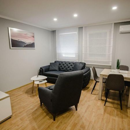 شقة Brčko  في Trupl Apartman 5 - Stan Na Dan المظهر الخارجي الصورة